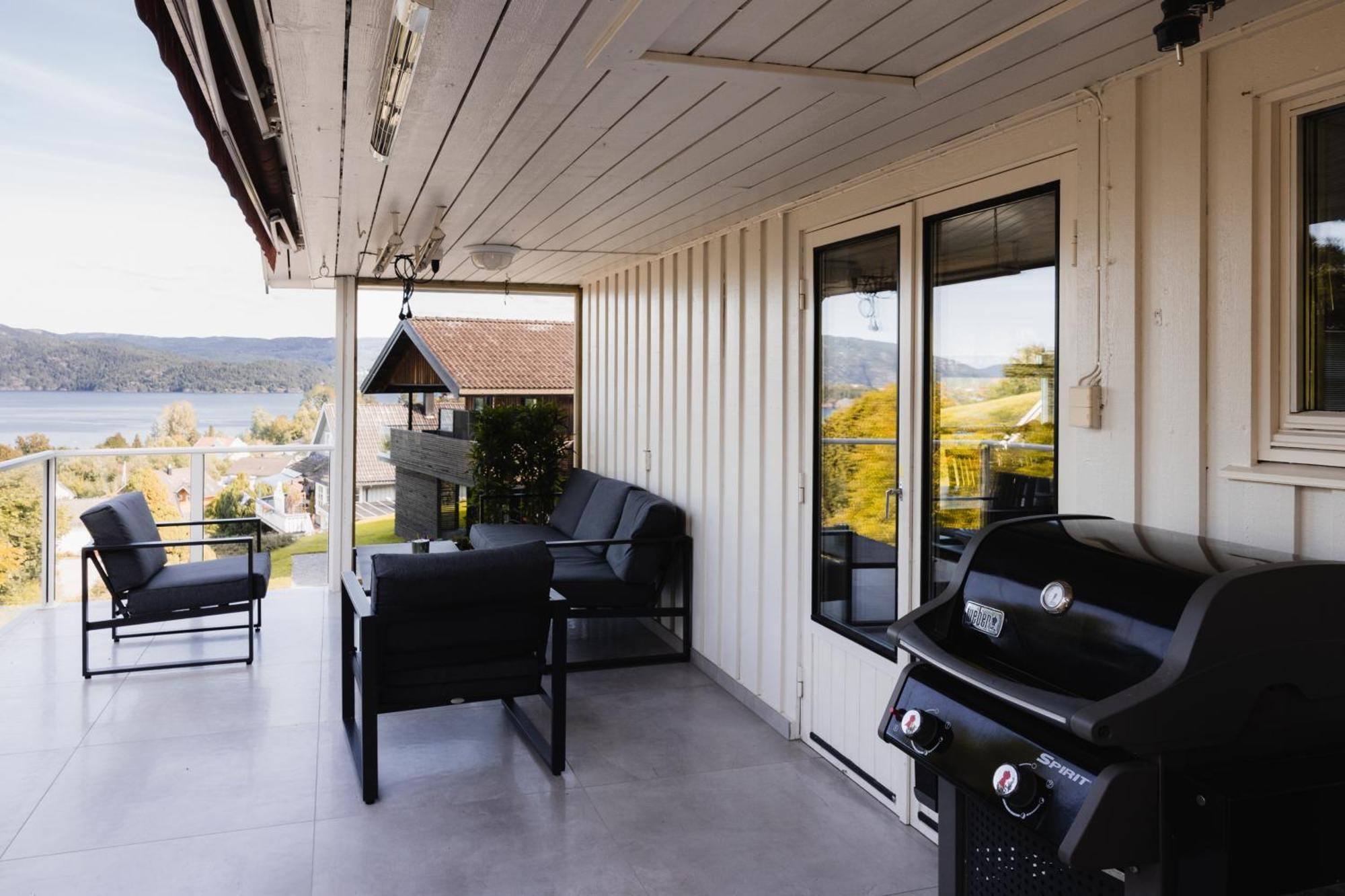 Apartment Med Flott Uteplass